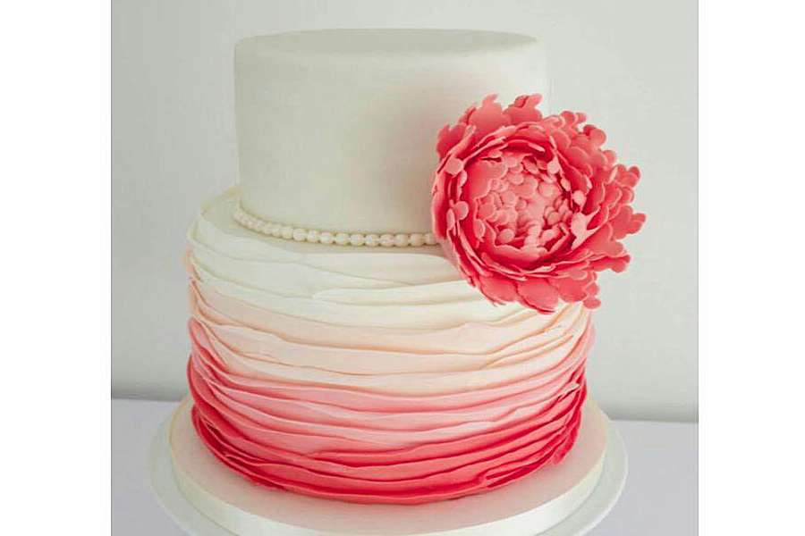 کیک عروسی گل مروارید 