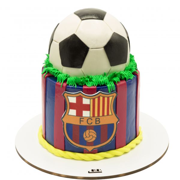 کیک تولد توپ بارسلونا