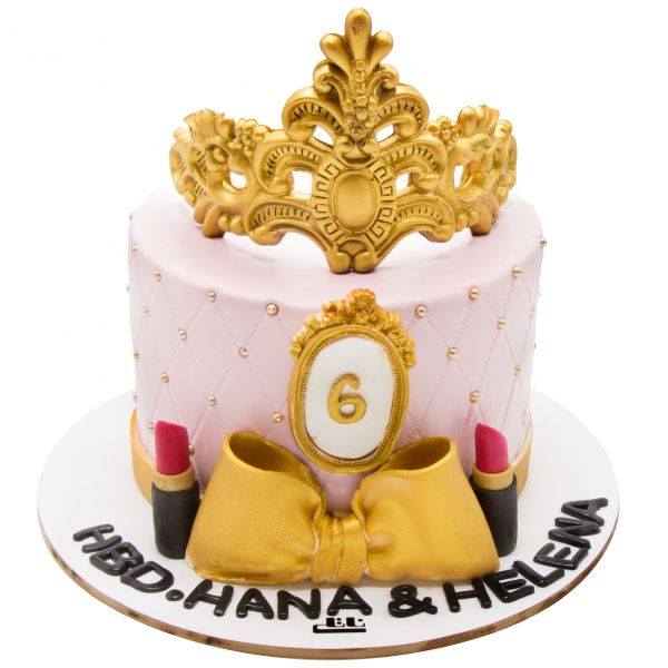کیک تولد دخترانه ملکه زرتاج