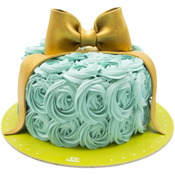 کیک تولد دخترانه خامه ای رز آبی