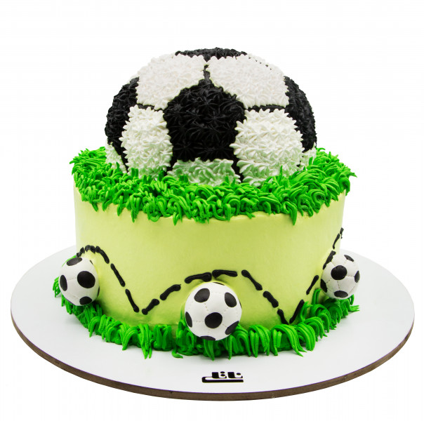 کیک توپ فوتبال خامه ای