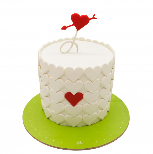 کیک قلب و عشق