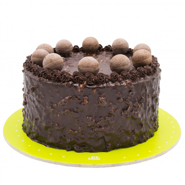 کیک شکلات بادامی