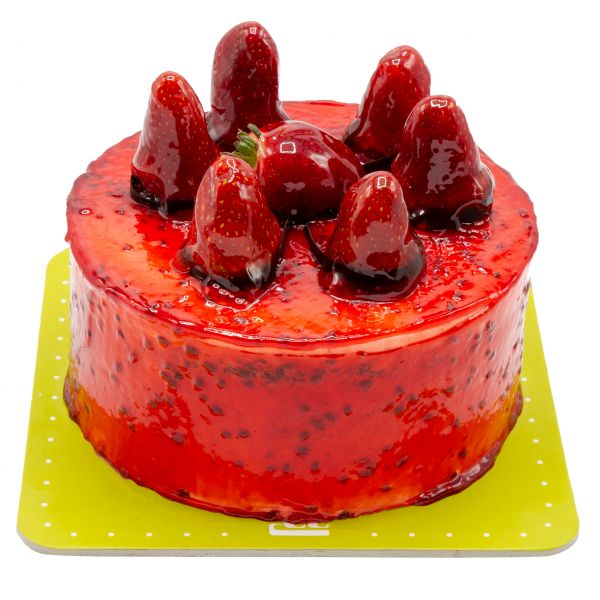 کیک فیگور یخچالی توت فرنگی درخشان