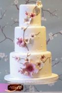 کیک عروسی بهار